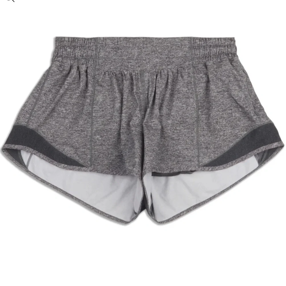 Lululemon Hotty Hot Lined Short  / Sz 4Tall